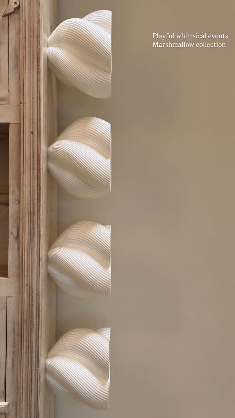 Large Coral Vase - Image 10